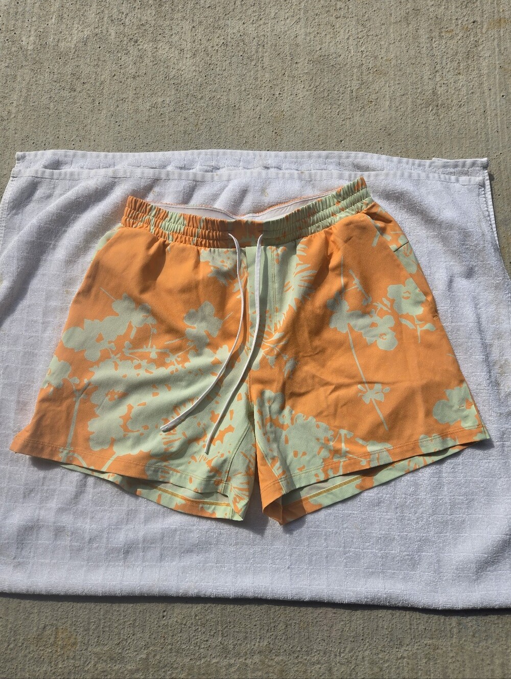 lululemon athletica Orange and Light Green Floral Swim Trunks 7" Lined